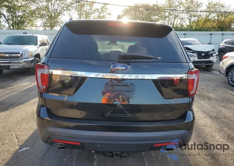 2016 Ford Explorer z USA, uszkodzony, nr VIN 1FM5K7B83GGC83972